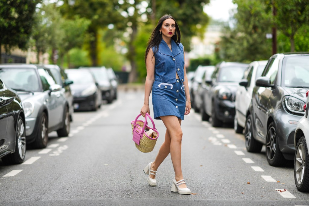 mary jane street style