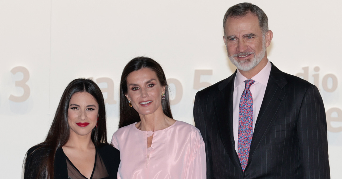 Blanca Paloma junto a los Reyes, Felipe y Letizia