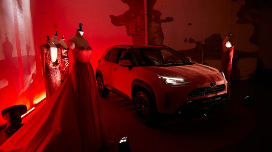 toyotayariscrossbyredondo34
