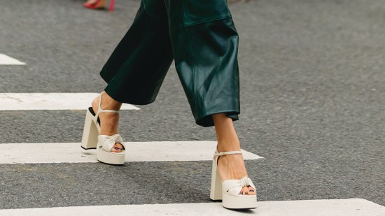 sandalias de plataforma bonitas y comodas