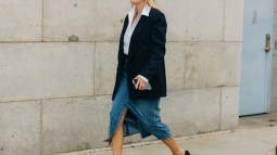 falda vaquera como combinarla look street style tendencia