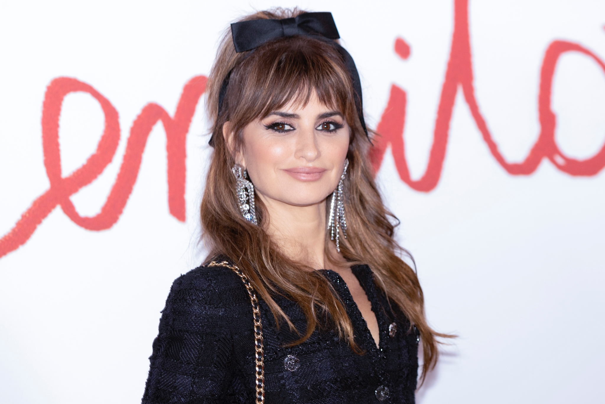 penelope cruz peinados antiedad rejuvenecedores para pelo largo