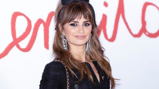 penelope cruz peinados antiedad rejuvenecedores para pelo largo