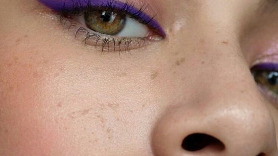 eyeliner lila
