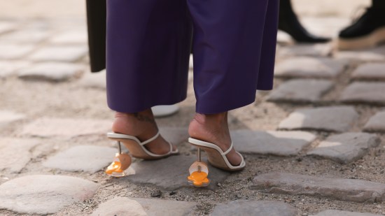sandalias tendencia primavera-verano 2023