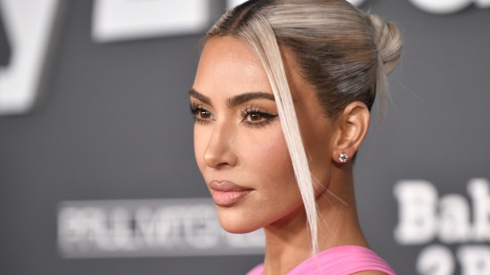 kim kardashian papel ahs12