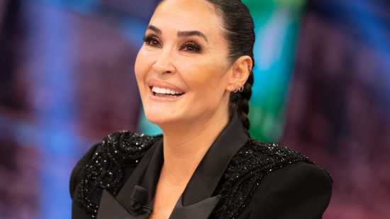 vicky martin berrocal cazadora bomber de zara