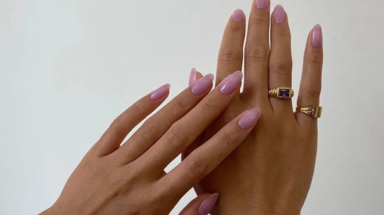 uñas lip oil tendencia manicura minimalista