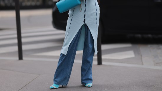 Look de vestido y pantalón
