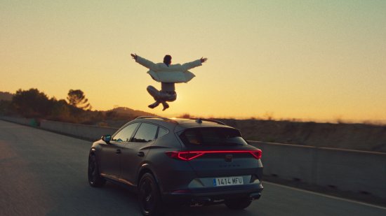 CUPRA-x-ROSALIA-from-A-to-Z-how-the-unconventional-challenger-Collaboration-was-created_01_HQ