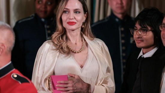 Angelia Jolie