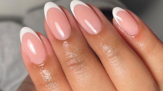 Manicura natural francesa