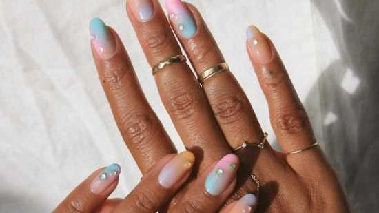 manicura tendencia pastel rainbow diseño uñas pastel