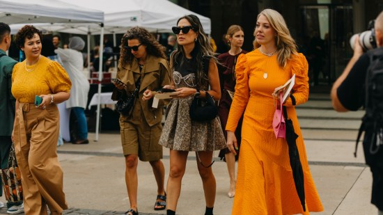 vestido fluido lefties imita a zara