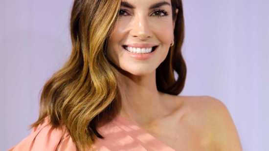 mechas antiedad elegantes mujeres mayores 40 años