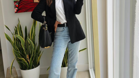 paula echevarría con pantalones rectos de stradivarius