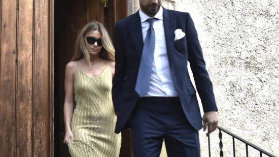 Gerard Piqué y Clara Chía en la boda de Marc Piqué
