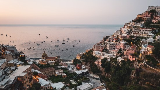 dimitry-b-5dTUgAvdIuU-unsplash