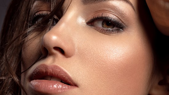 Maquillaje de ojos marrones
