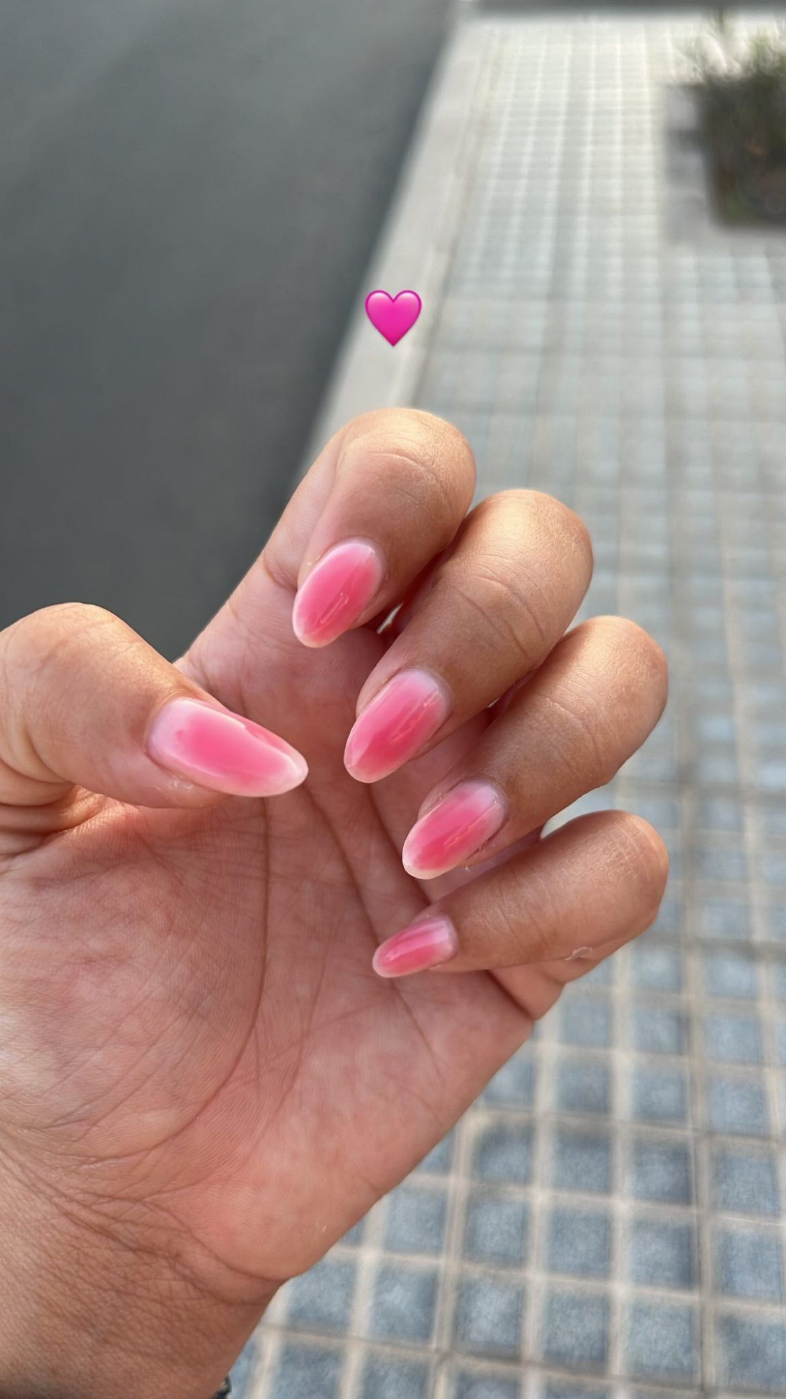 manicura degradado rosa