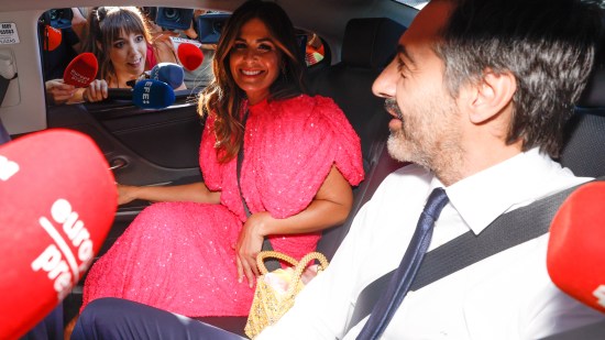 Nuria Roca y Juan del Val en la boda de Tamara Falcó