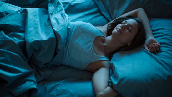 mujer durmiendo