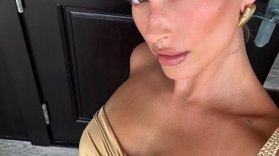 Hailey Bieber