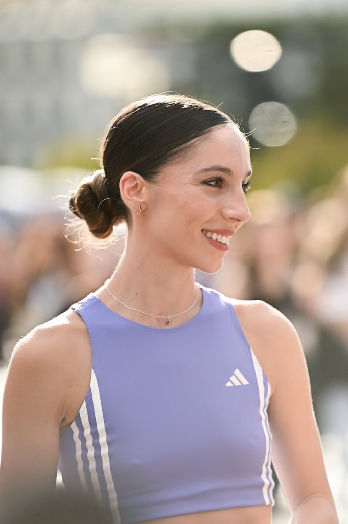 Yasmina Sancayo con moño bajo - Getty Images