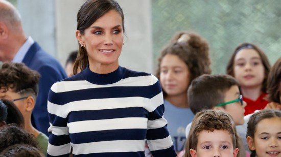 Reina Letizia con look marinero