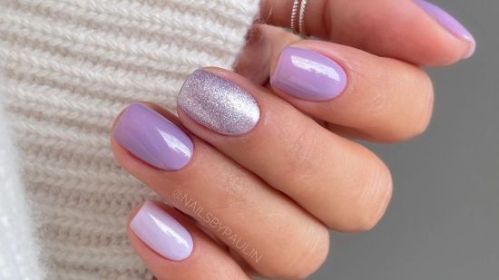 Manicura morada
