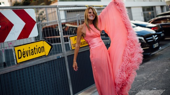 Paris HC str F22 0415 street style vestido rosa