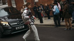 chaquetas metalizadas street style
