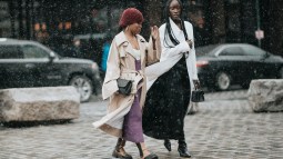New York z str F22 0525 street style lluvia