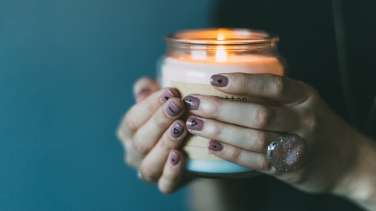 daiga-ellaby-JDsXQMAx-UY-unsplash velas
