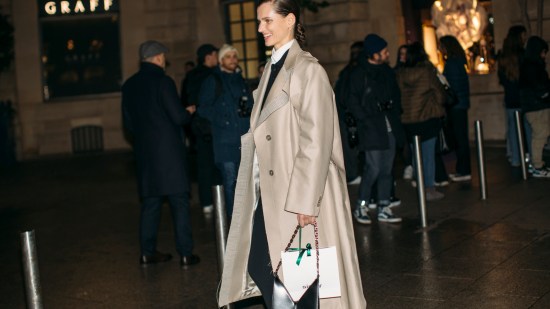 Paris str F22 0576 street style abrigo