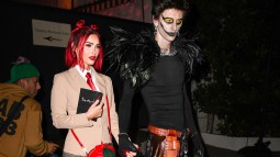 DL_u543630_002 Megan Fox y Machine Gun Kelly halloween