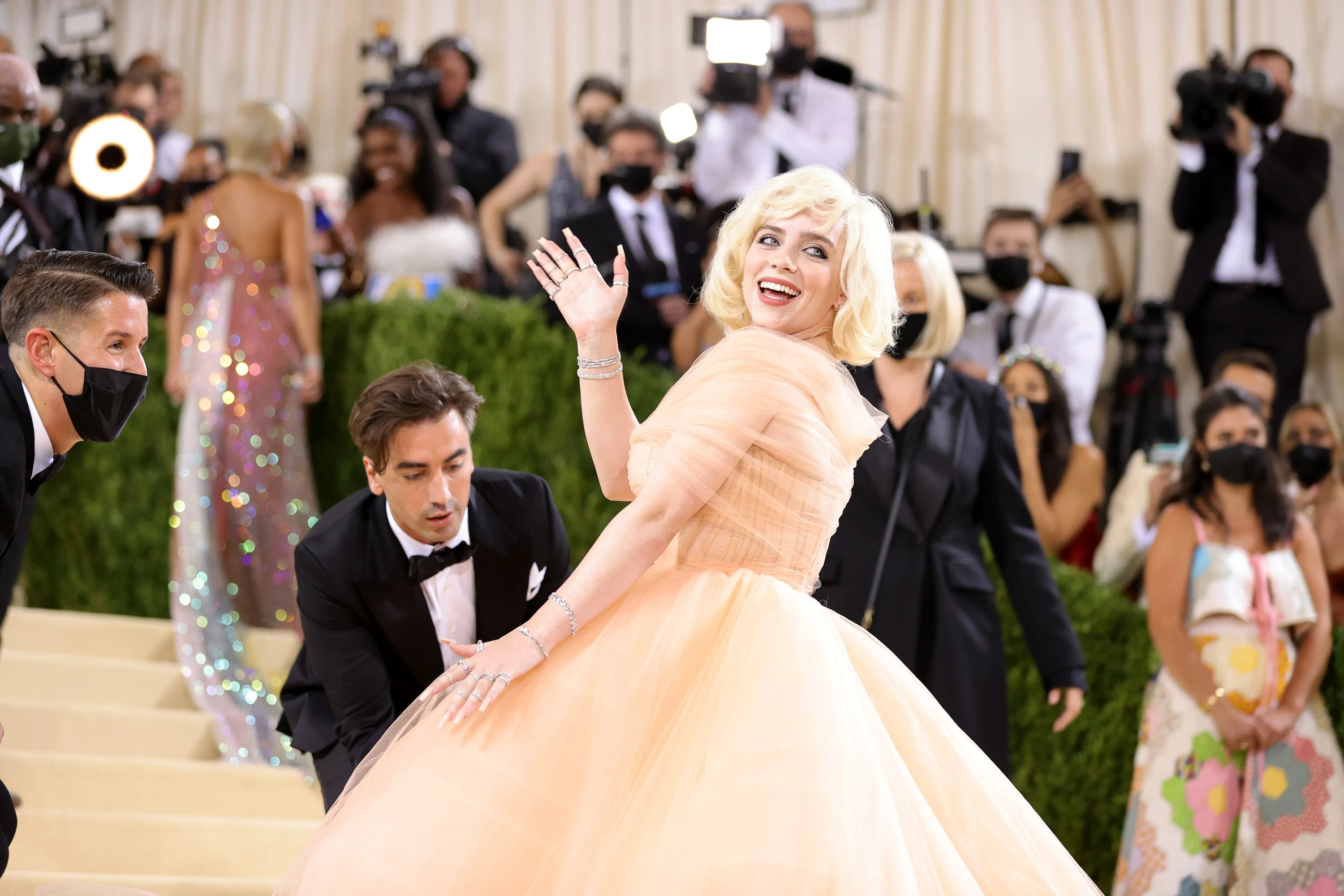 MET-Gala-2021-Billie-Eilish-vestido-Oscar-de-la-Renta