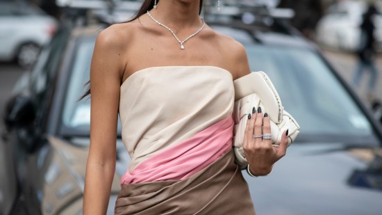 Milano str S23 2020 street style uñas