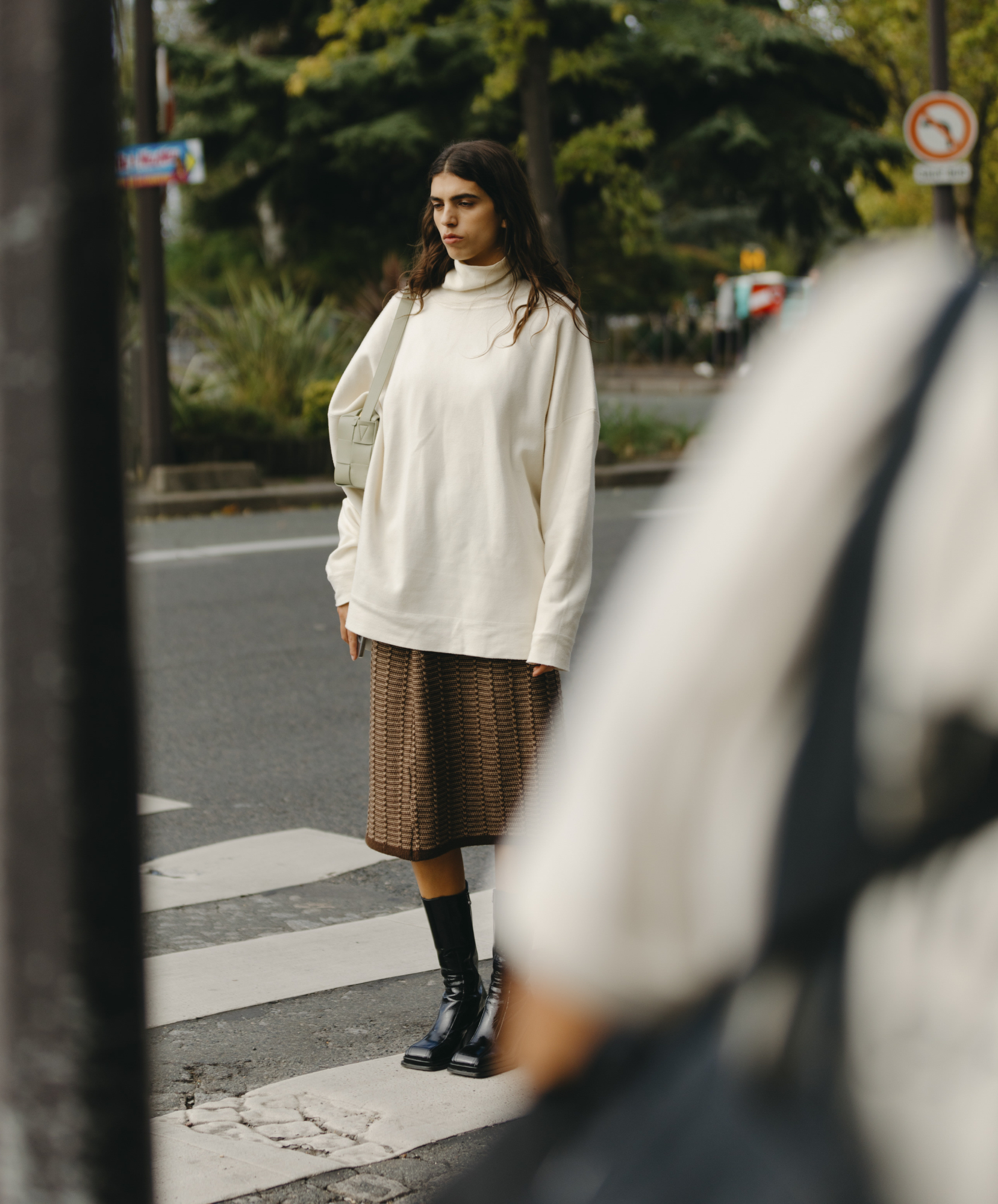 poncho rebajado cortefiel portada street style