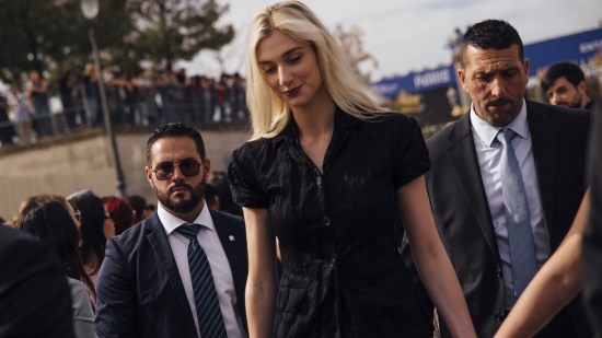 Portada encrespamiento desfiles street style