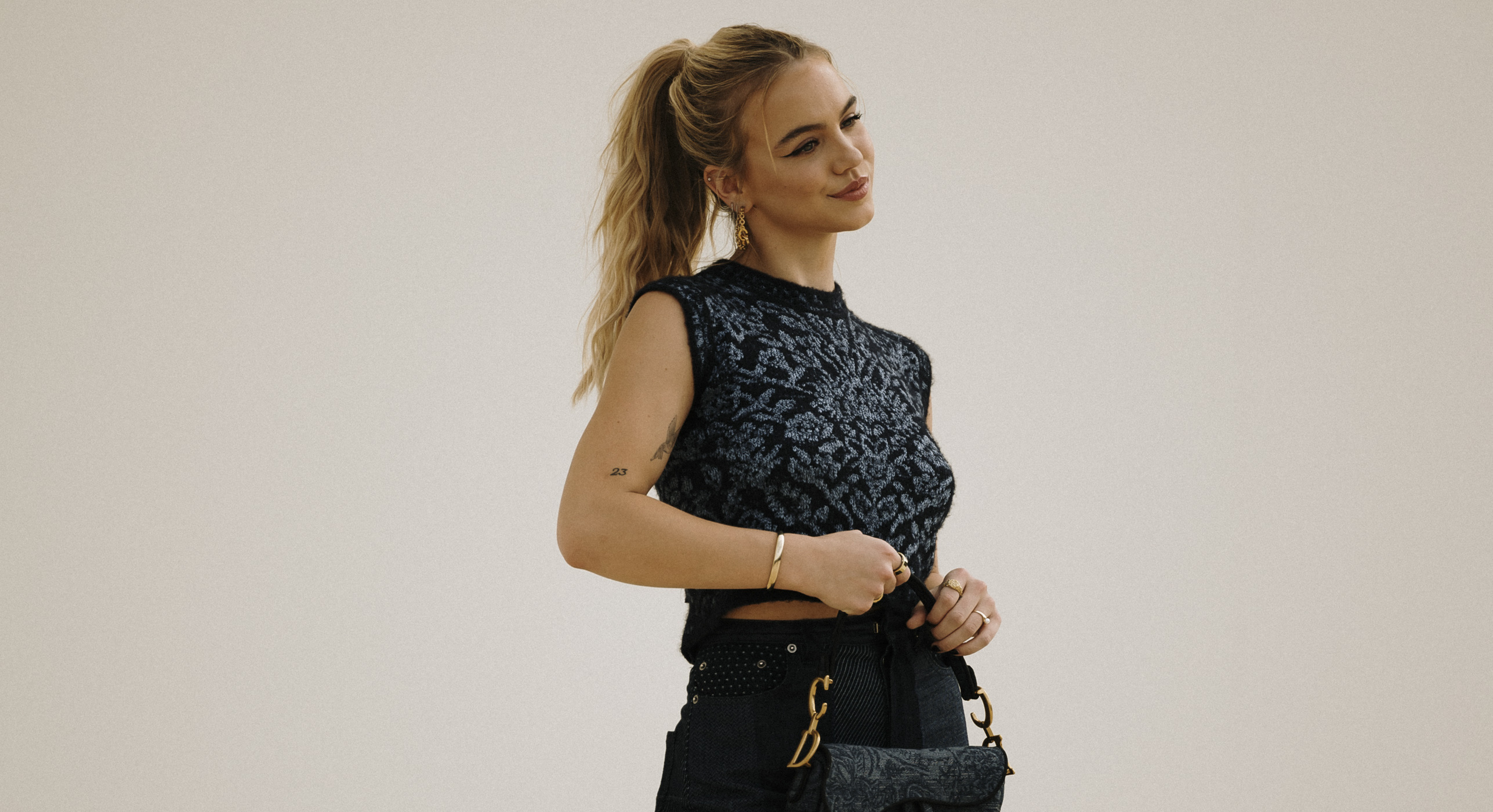 portada conjunto pull bear nochevieja