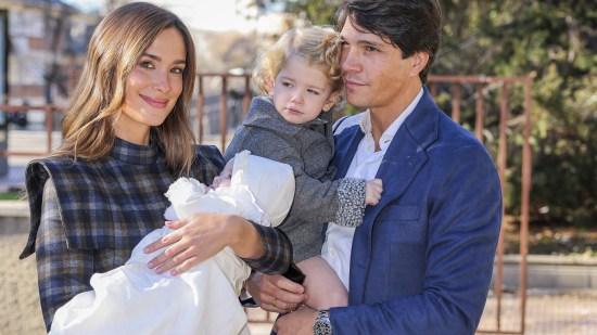 El bautizo de Vega, hija de María Pombo y Pablo Castellano