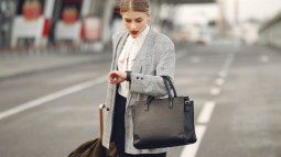 Viajar con maleta de mano sin pagar suplemento