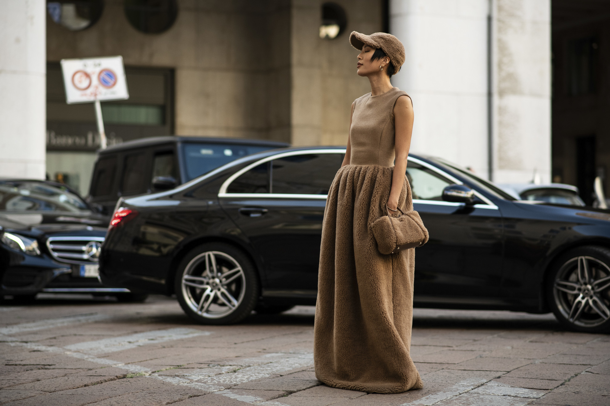 Paris HC str S23 0851 vestido punto street style