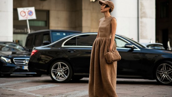 Paris HC str S23 0851 vestido punto street style