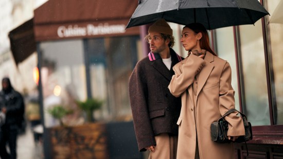 Paris m str F24 0302 street style