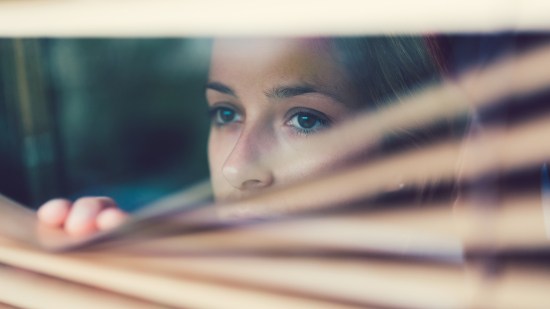 mujer ventana