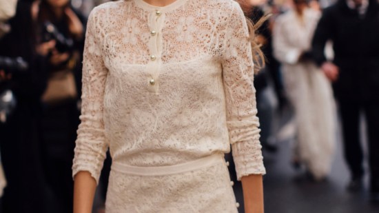 Paris HC str S24 0063 street style