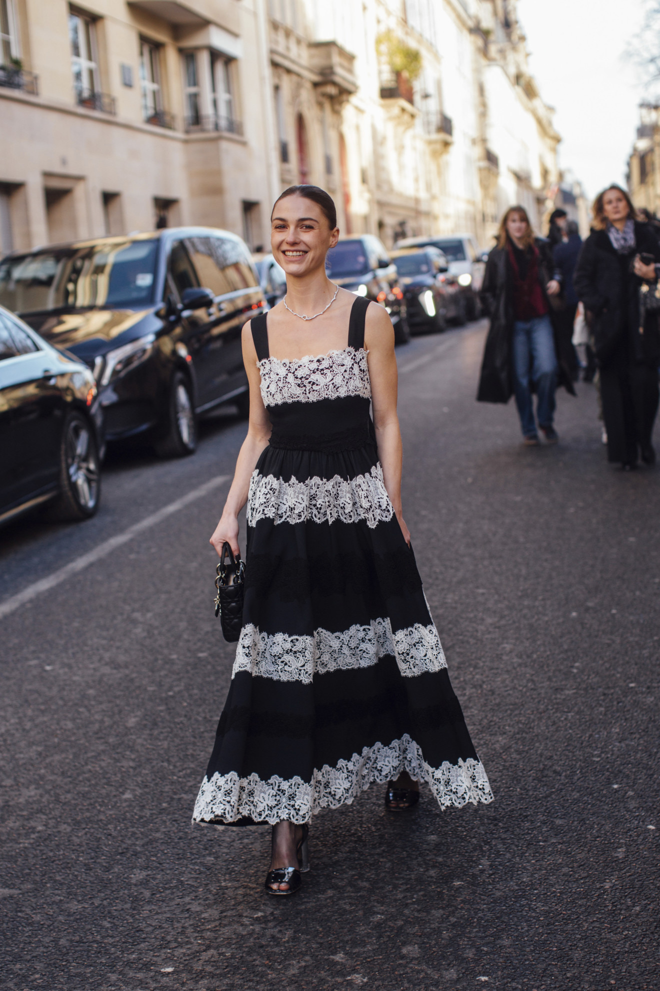 Paris HC str S24 0088 street style