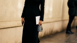 Paris HC str S24 0564 street style falda negra